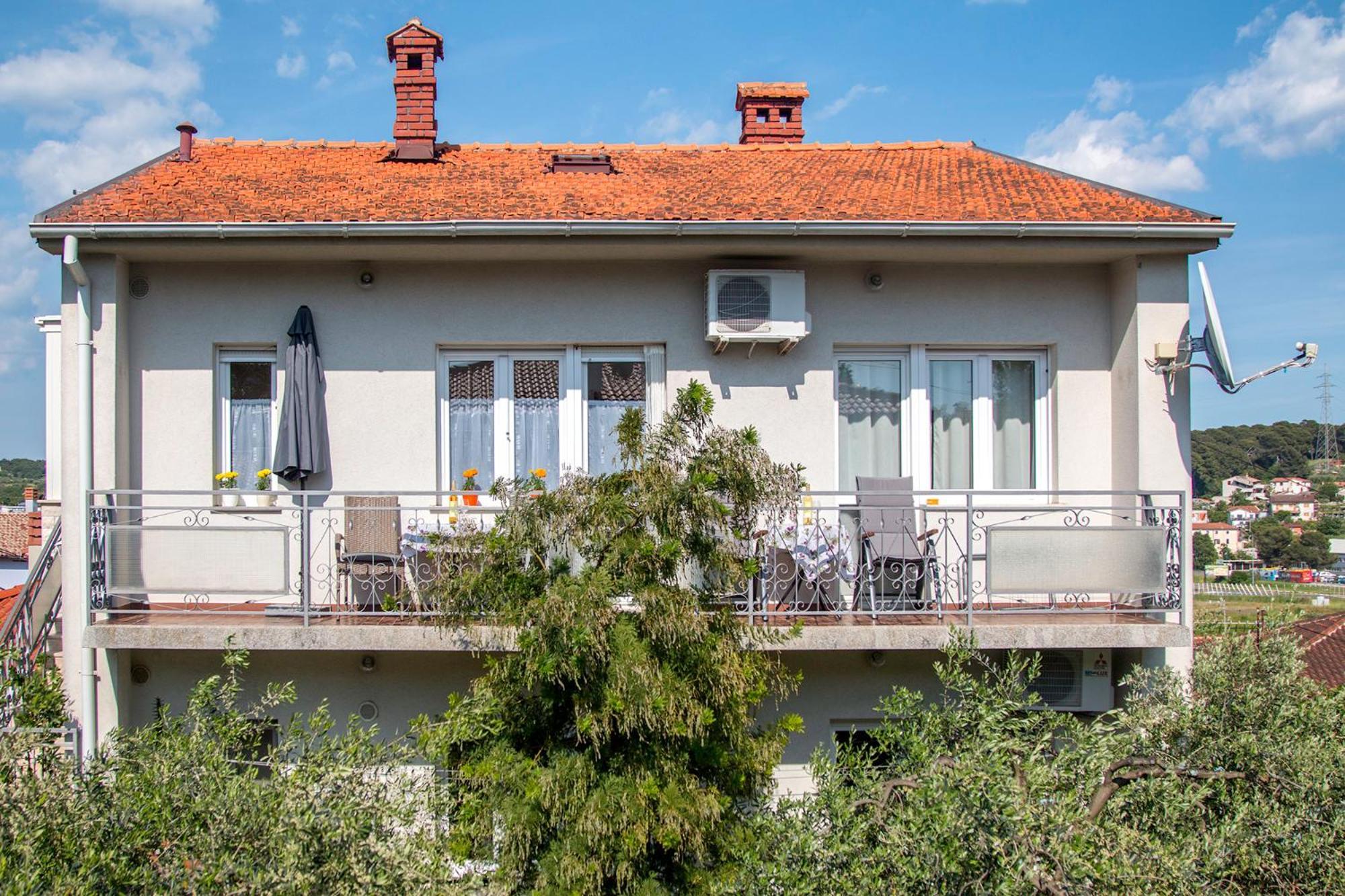 Apartman Oliva Pola Esterno foto